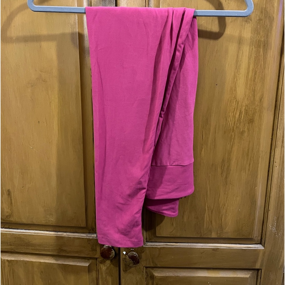 Lularoe Tall & Curvy Pink leggings
